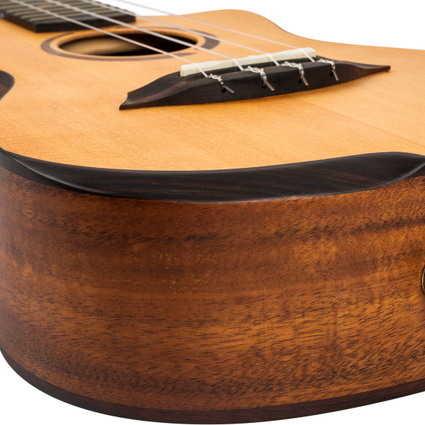 Flight Victoria Soundwave Tenor Ukulele with Soundwave active pickup system. Solid Spruce top Acacia back and sides, Bonas gigbag and Online Lesson. Ukulele Trading Co Australia  Free Shipping In OZ